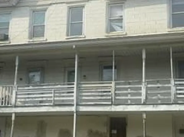 559 Mauch Chunk Rd, Palmerton, PA 18071
