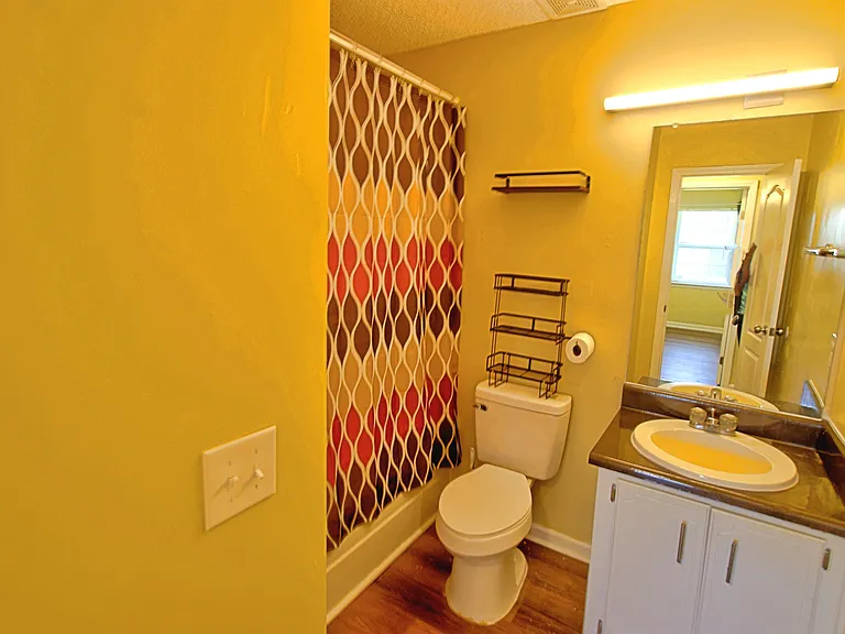 205 Tempest Ln — Photo 14