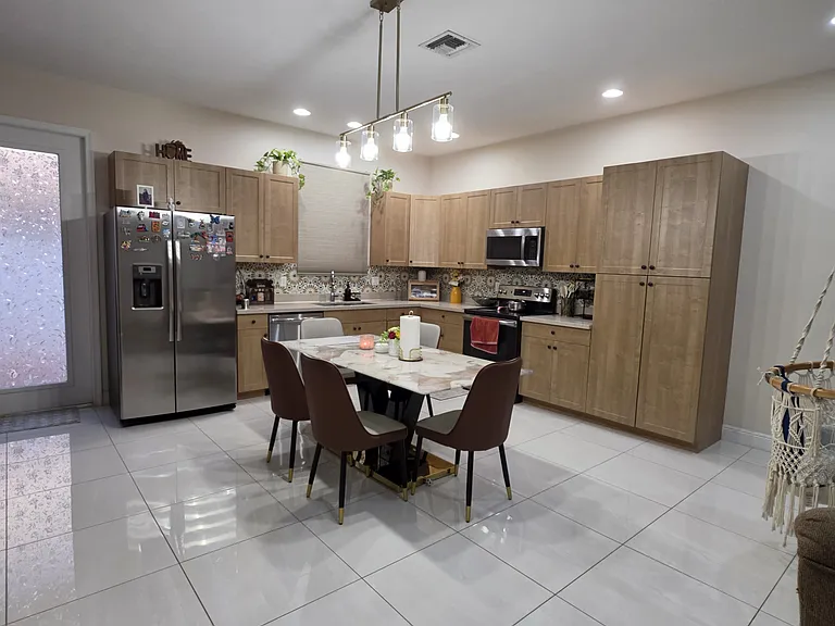 20914 NW 1st Dr — Photo 11
