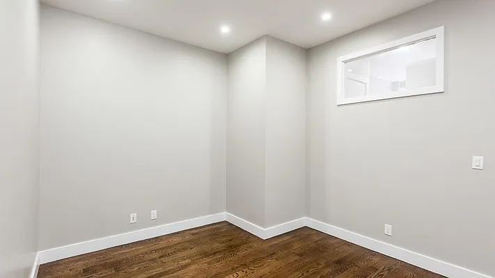 Rented by Nooklyn NYC LLC | media 10