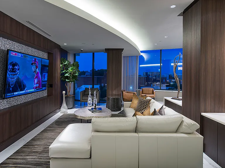 Resident Lounge