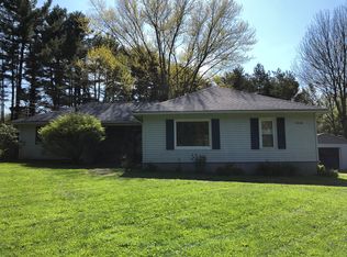 10086 Ravenna Rd, Chardon, OH 44024