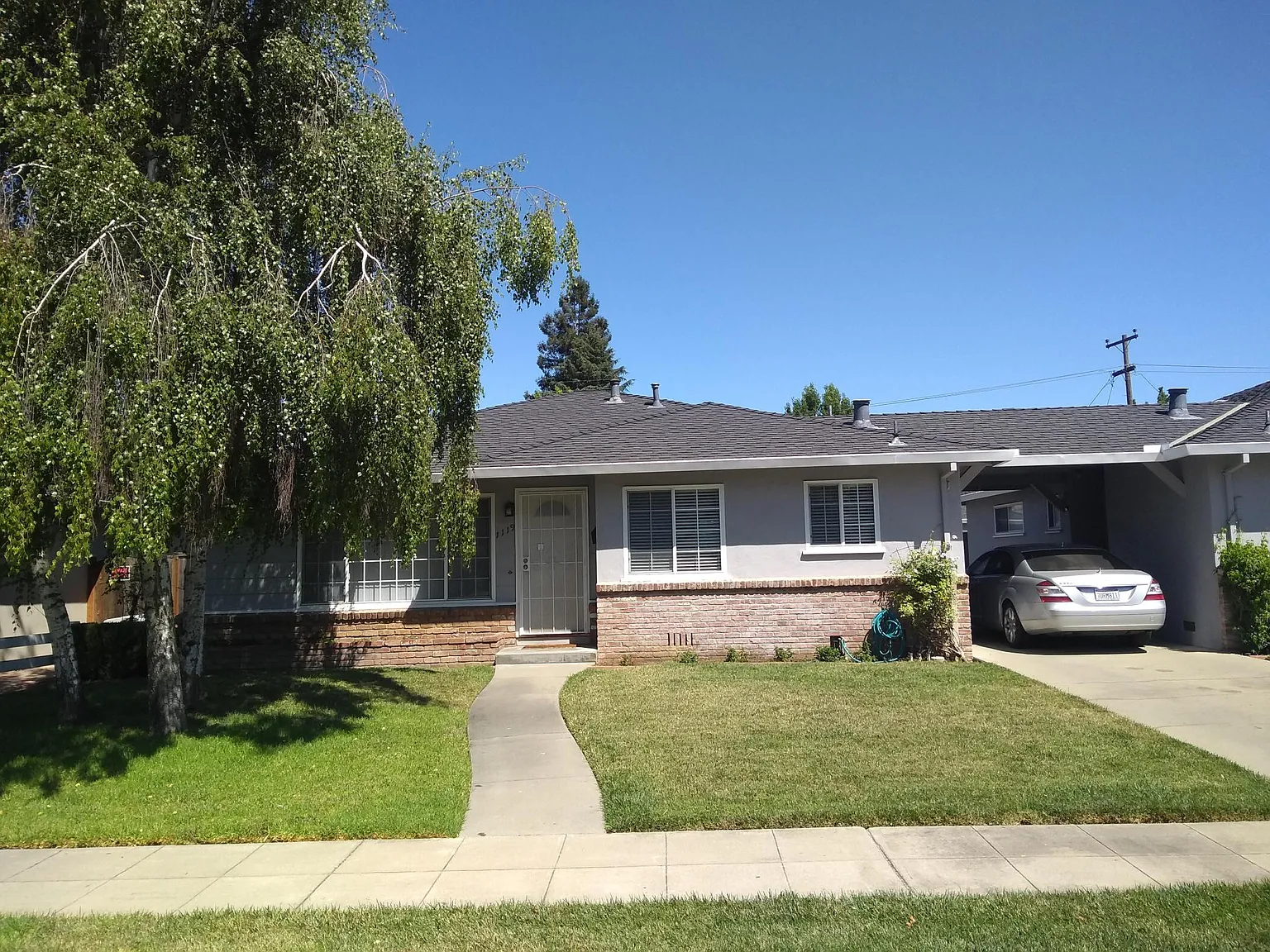 1119 Denise Way photo 1