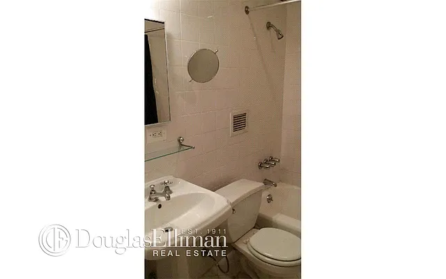 Rented by Douglas Elliman | media 6