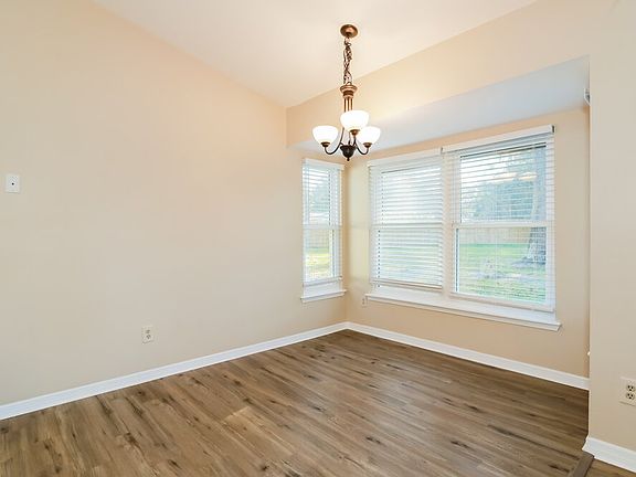 5th image of 2911 Justin Ct