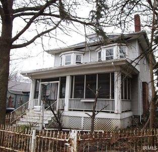 1319 E Center St, Warsaw, IN, 46580