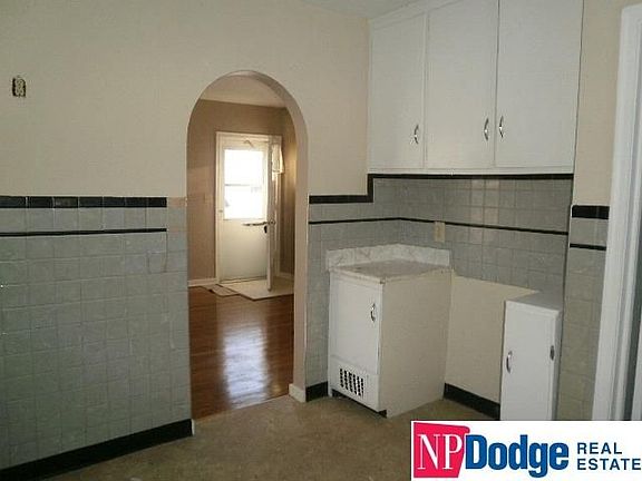 5th image of 2118 N Clarkson St