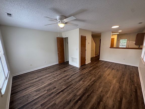 2nd image of 2918 Faversham Pl