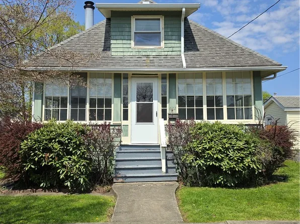 622 Yale St, Elmira, NY 14904