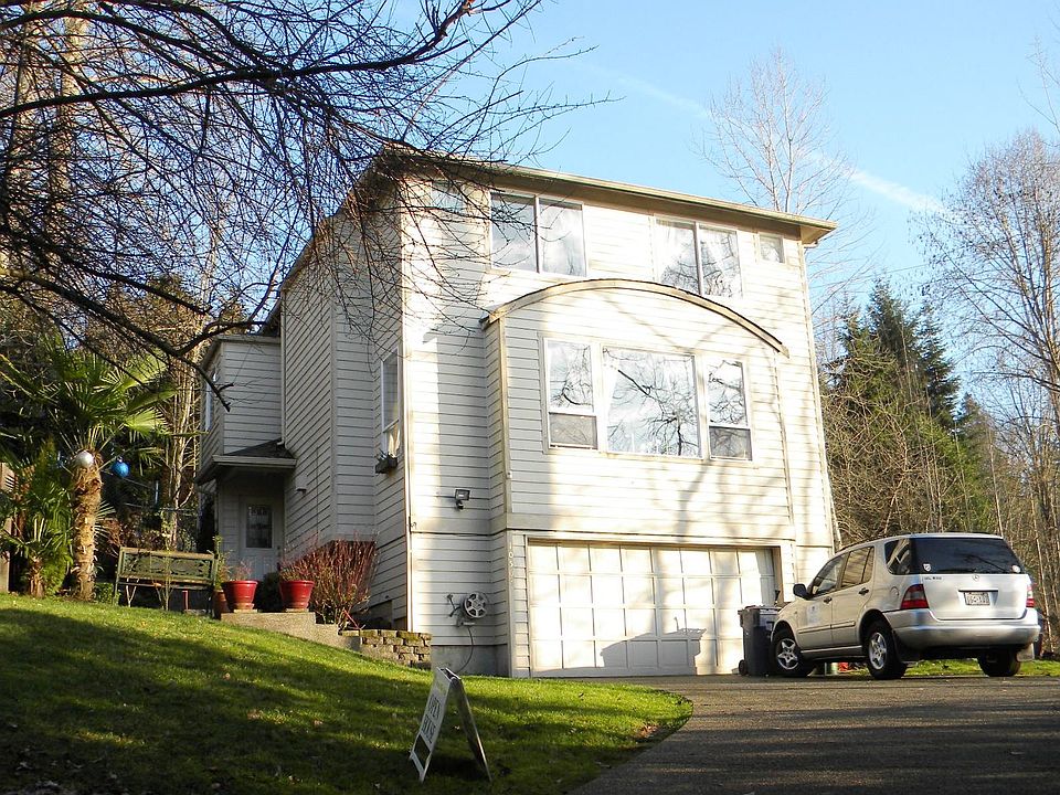 1st image of 10508 157th Ave NE