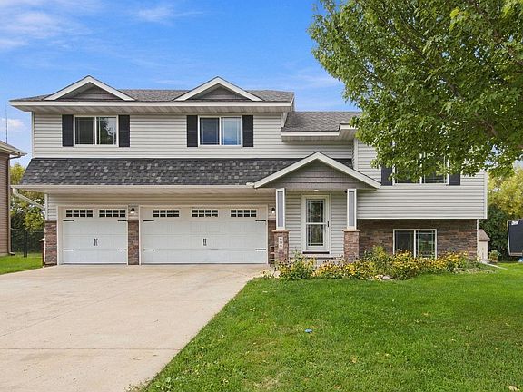 2nd image of 609 Ingalls Dr