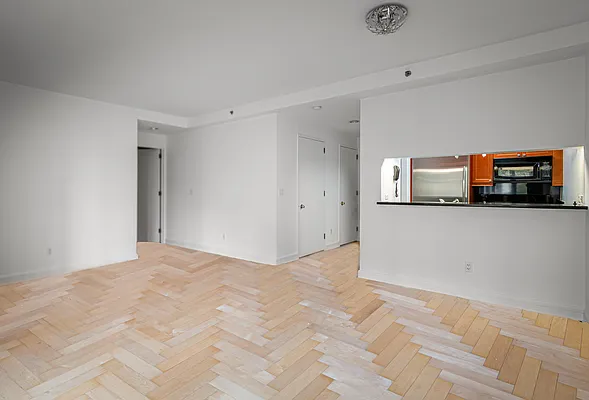 Rented by BLU Real Estate | media 21