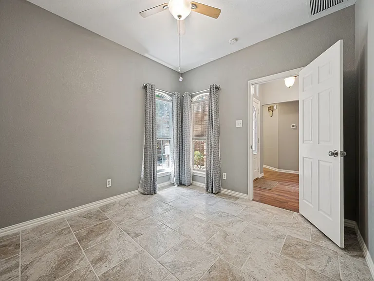 3317 Hazlewood Ct — Photo 5