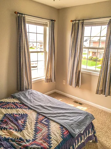 3810 E Cobble Creek Dr — Photo 2
