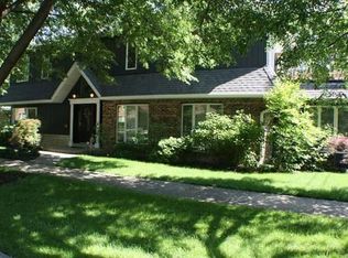 1922 S Ashland Ave, Park Ridge, IL 60068