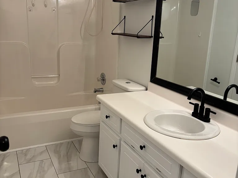 116 Patricia Dr — Photo 14
