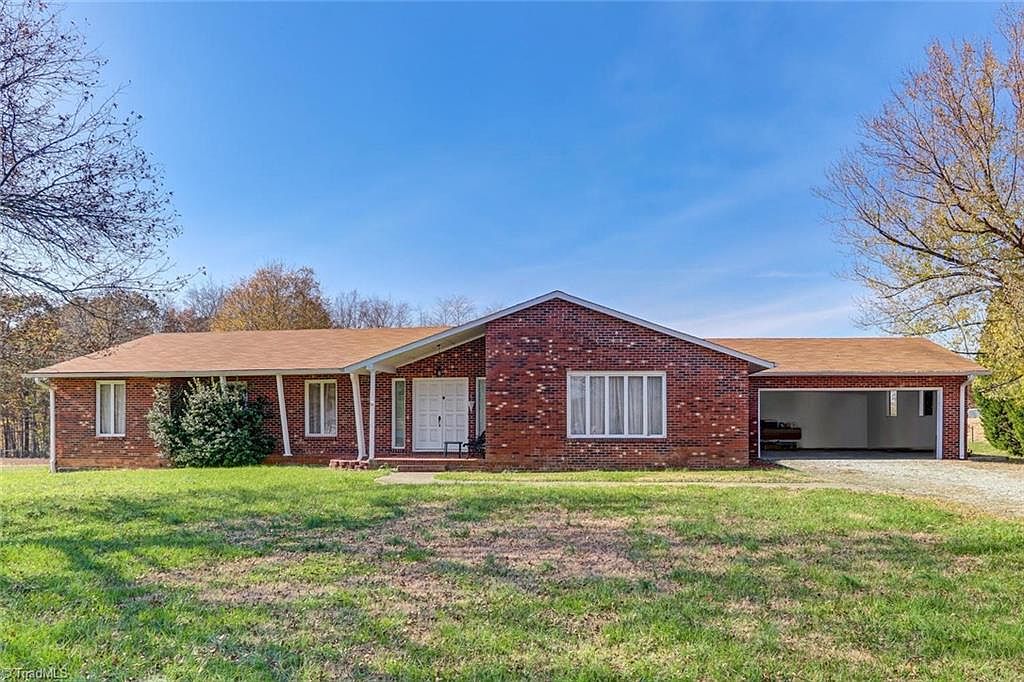 939 Harvey Teague Rd, Winston Salem, NC 27107 Zillow