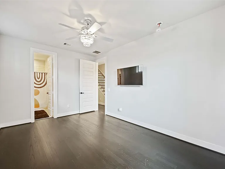 4235 Allen St — Photo 21