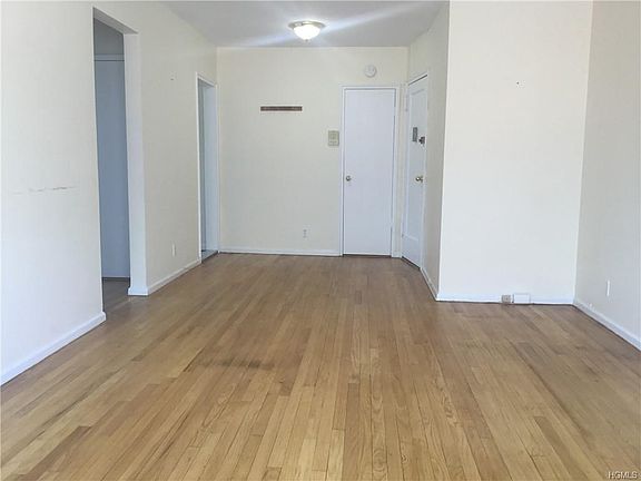 4th image of 15 Quinby Ave APT 2H