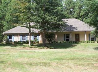 177 Lincoln Estates Dr, Dubach, LA 71235