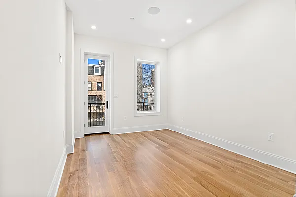 Rented by Compass | media 8