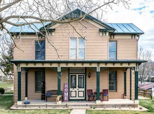 344 E Lee St, Broadway, VA 22815