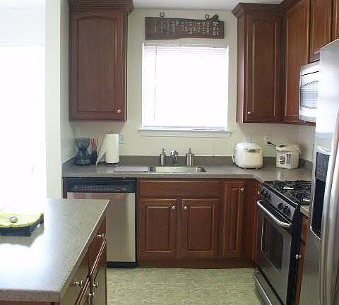 42" Cherry Cabinets