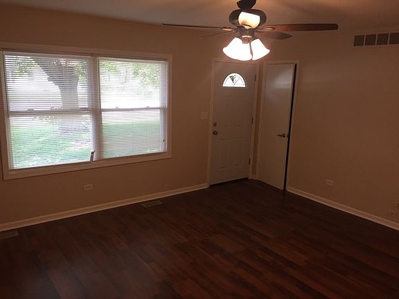5th image of 34W852 S James Dr