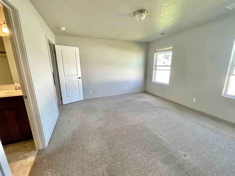 10166 N Heston Loop — Photo 5