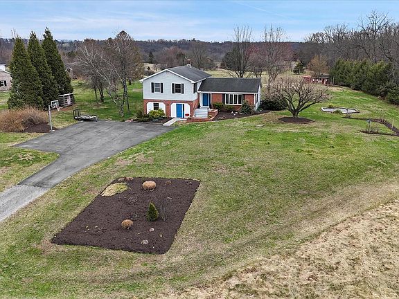 2nd image of 3994 W Weaver Rd