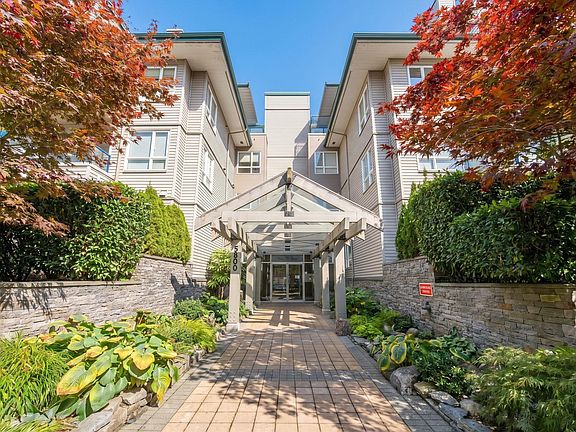 2nd image of 5800 Andrews Rd #302
