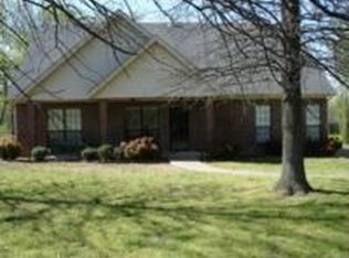 1210 E Craighead Forest Rd, Jonesboro, AR 72404