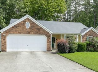 3423 Lochness Ln, Powder Springs, GA 30127