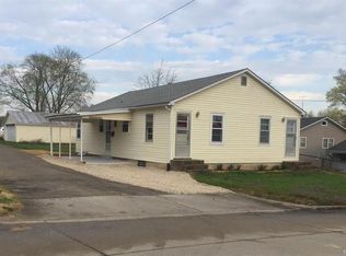 312 N School St, Perryville, MO 63775