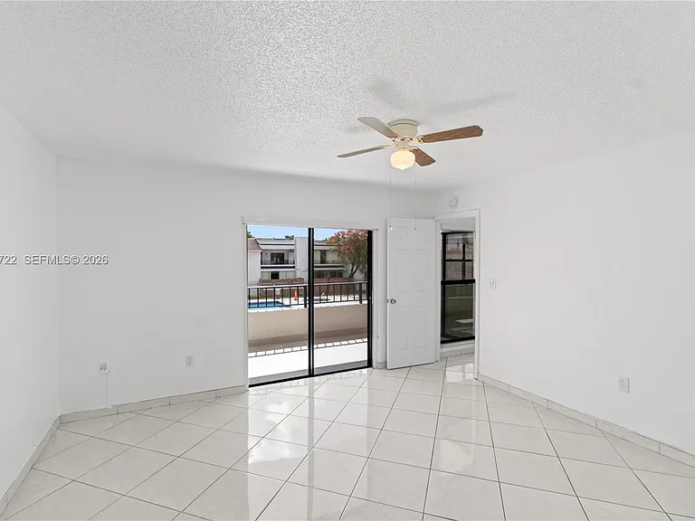 10877 NW 7th St #21-35 — Photo 26