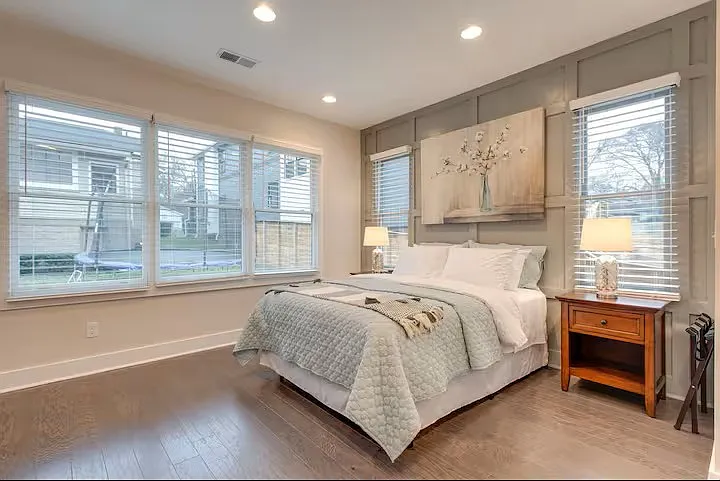 2208 White Ave — Photo 9