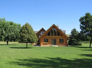 727 Big Goose Rd, Sheridan, WY 82801