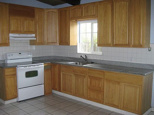2nd image of 621 Heller St