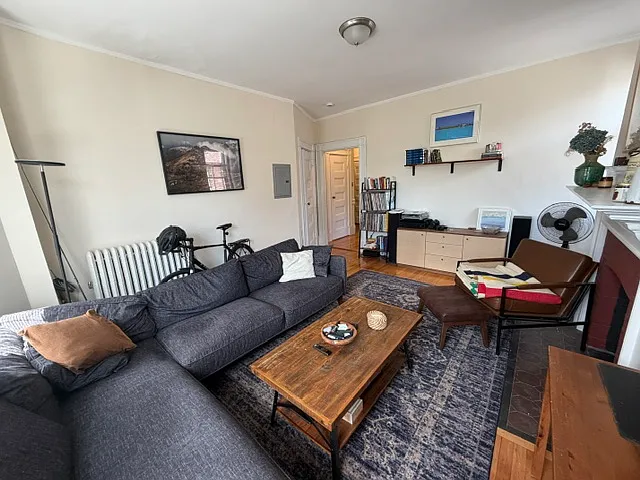 7 Ware St #1 — Photo 4
