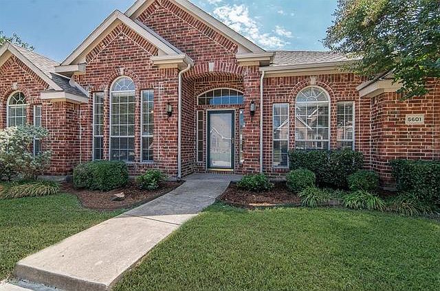 1st image of 5601 Violet Ct