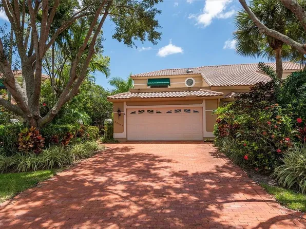 22652 Caravelle Circle, Boca Raton, FL 33433