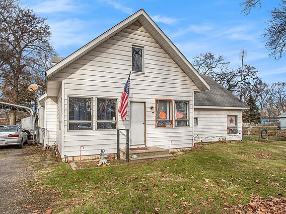 2nd image of 26169 Bell Ave