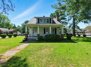 208 Little Florida Rd, Poquoson, VA 23662