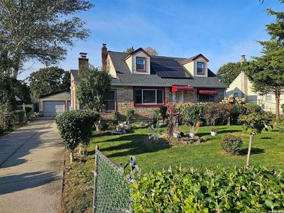 10 Brown Street, Riverhead, NY, 11901