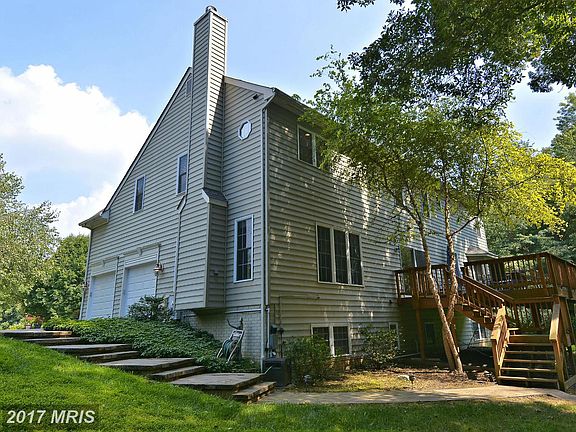 4th image of 9013 Kimblehunt Dr