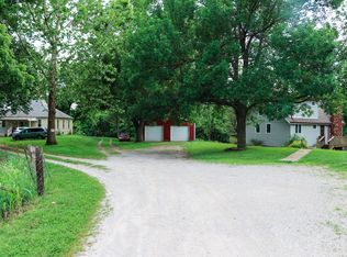 5010 NE Amazonia Rd, Saint Joseph, MO 64505