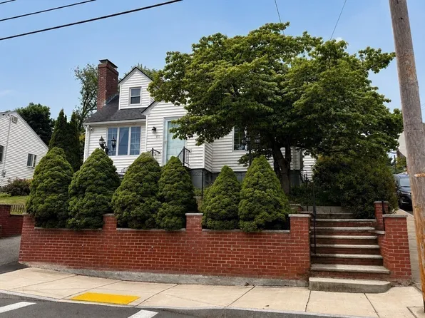 270 Vane St, Revere, MA 02151