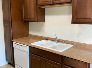 2631 Phipps Ave #D, Simi Valley, CA 93065