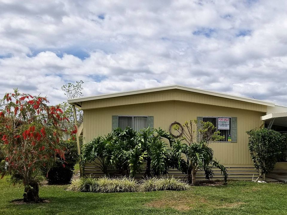 1st image of 760 Royal Palm Dr