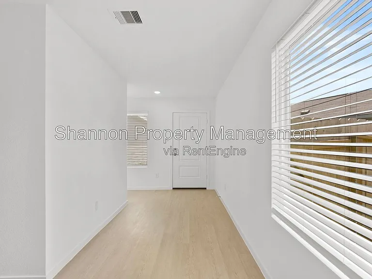 12403 Wild Strawberry Rd — Photo 6